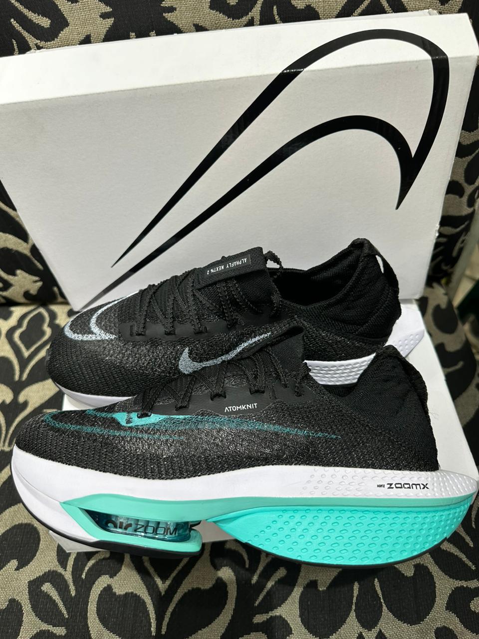 Nike jacket black and white